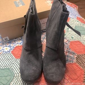 Toms Wedge Boots